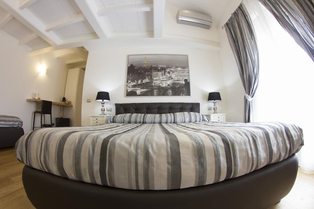 B&B Lame 57 Bologna Phòng bức ảnh